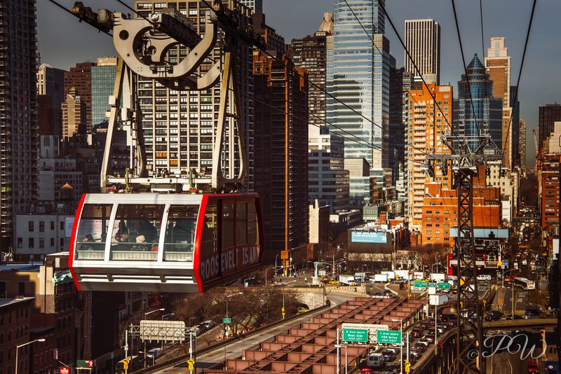 Roosevelt Island Tramway over the East River, New York City