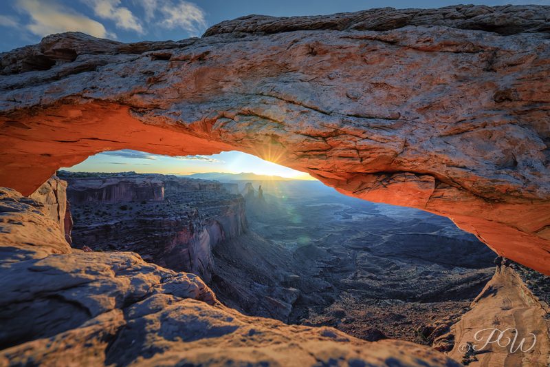 Mesa Arch in Islands in the Sky of Canyonlands National Park, Utah